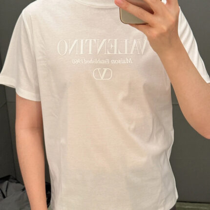 Valen*tino 2025 Spring/Summer New Collection - Solid-color Brand Full-letters Logo 3D Embroidery Mark Short-sleeved T-shirt