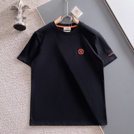 HER*MES 2025 Spring/Summer New Collection - Luxurious Lightweight Heavyweight Letter Logo Crafted Design Short-Sleeved T-Shirt for Men
