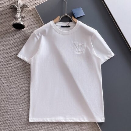 LV 2025 Spring/Summer New Collection - Luxurious Lightweight Heavyweight Letter Logo Crafted Design Short-Sleeved T-Shirt for Men