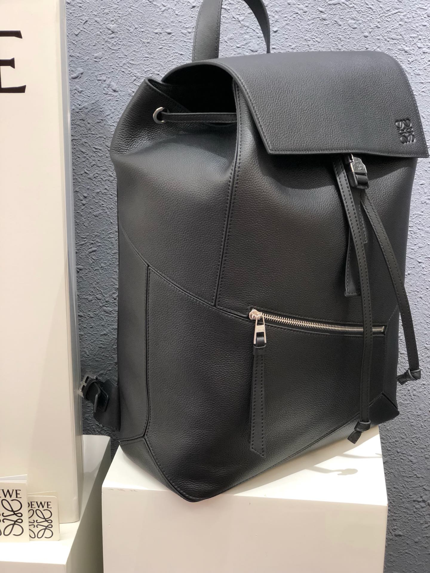 Loewe Bag – Montanamode