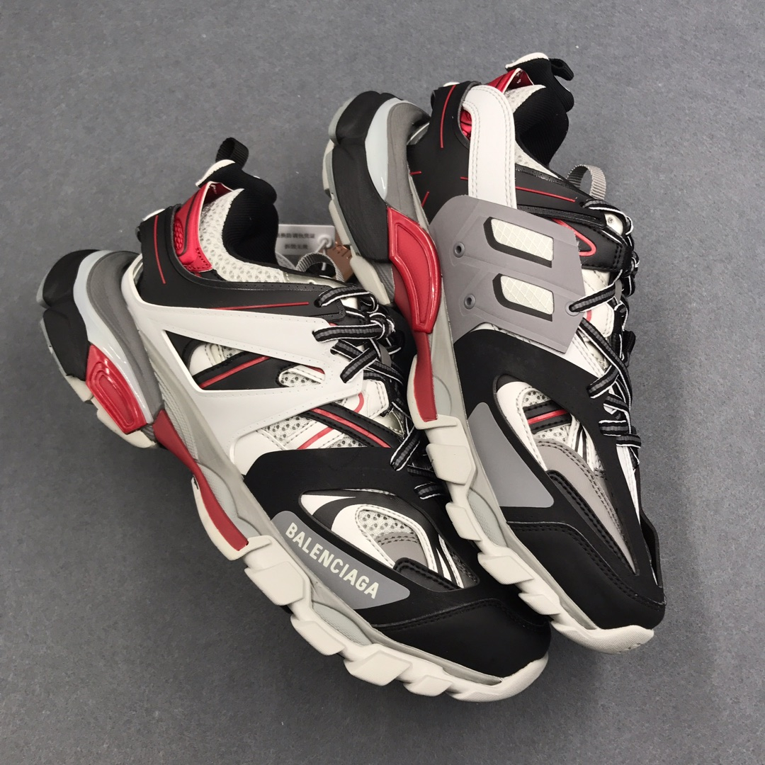 Balenciaga Sneakers – Montanamode
