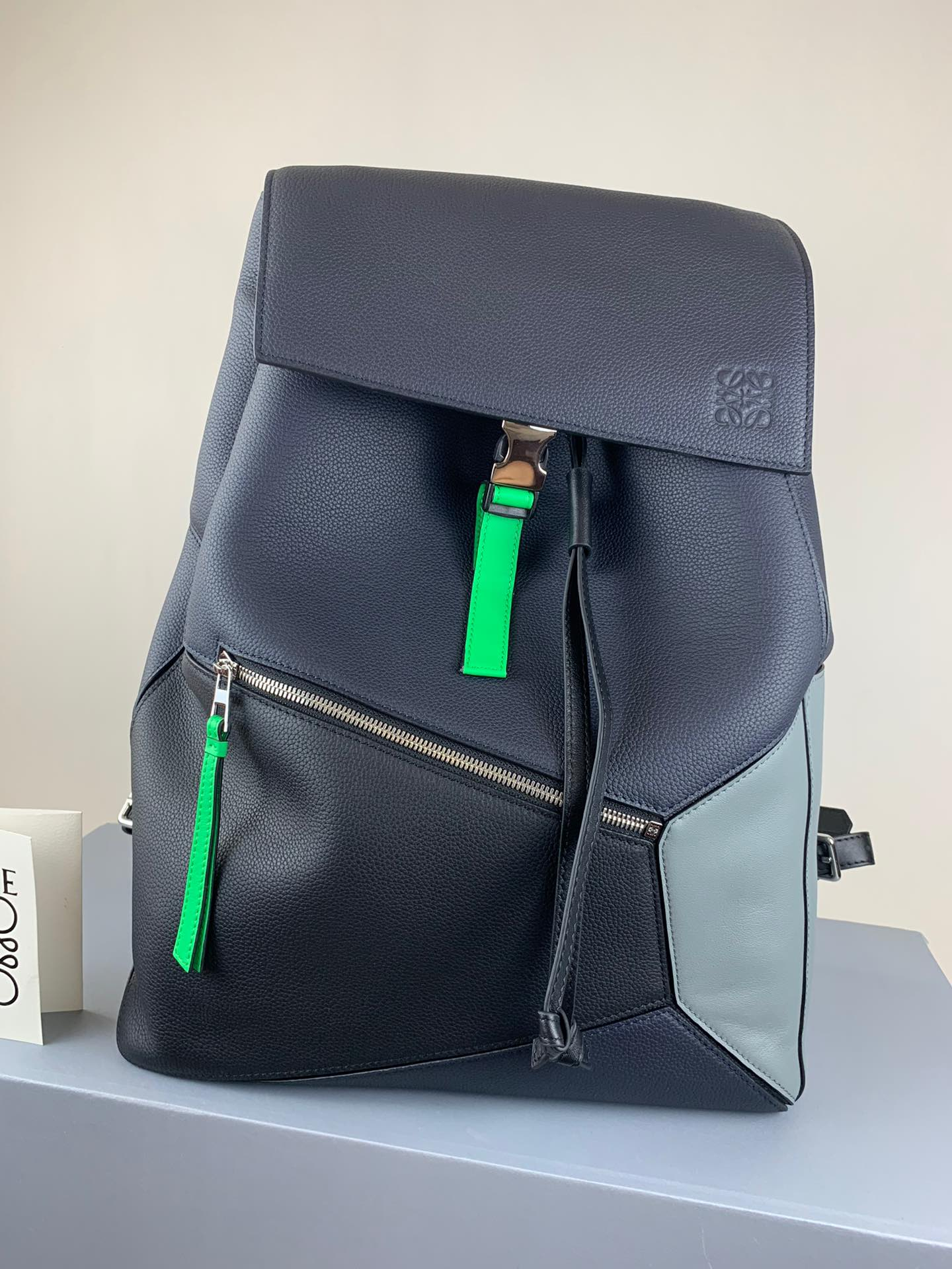 Loewe Bag – Montanamode