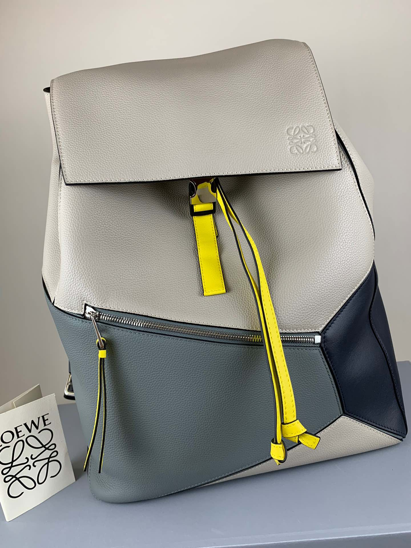Loewe Bag – Montanamode