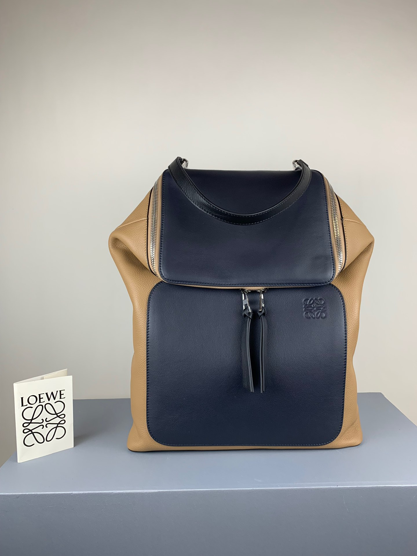 Loewe Bag – Montanamode
