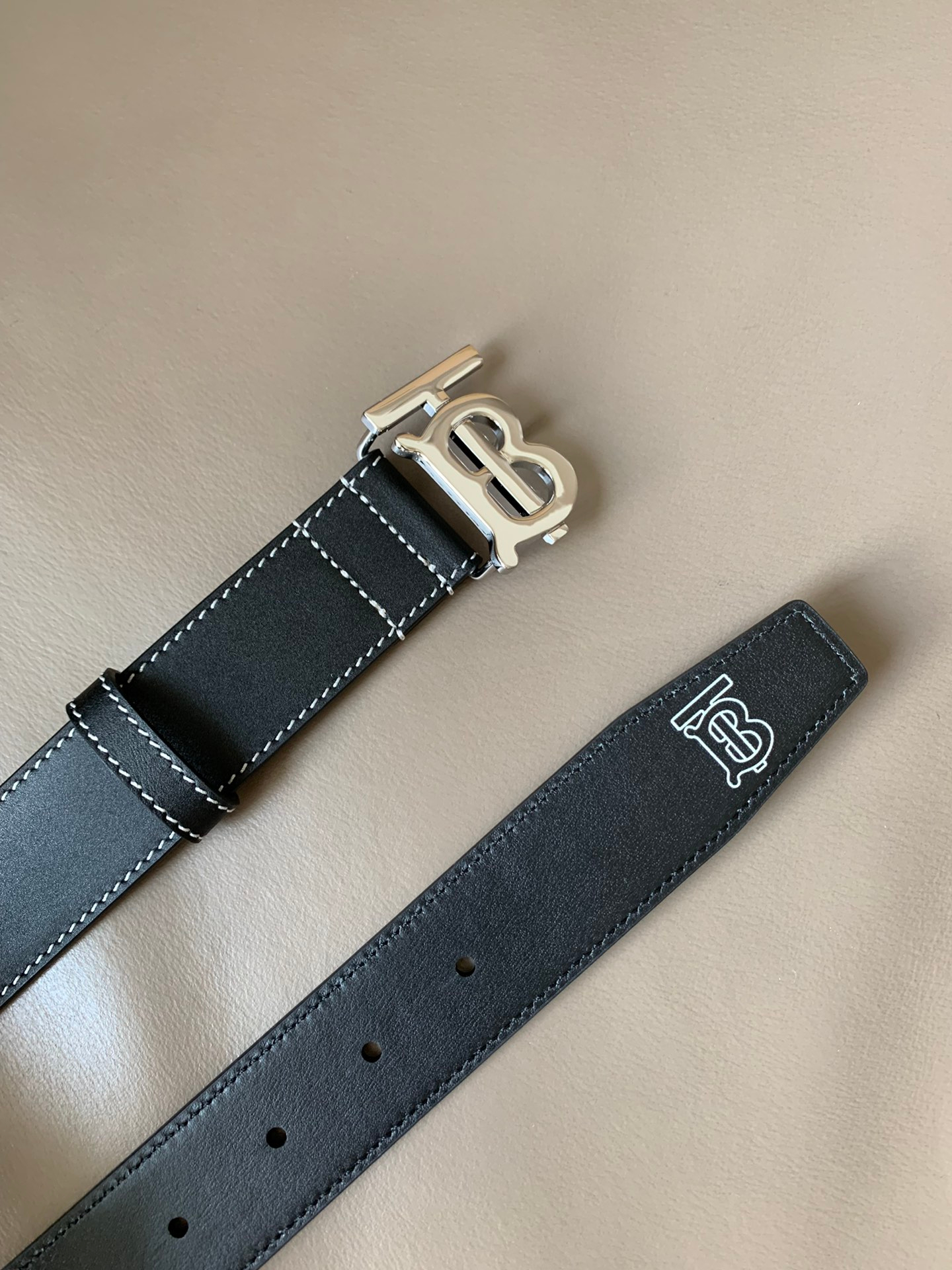 Burberry Belt – Montanamode