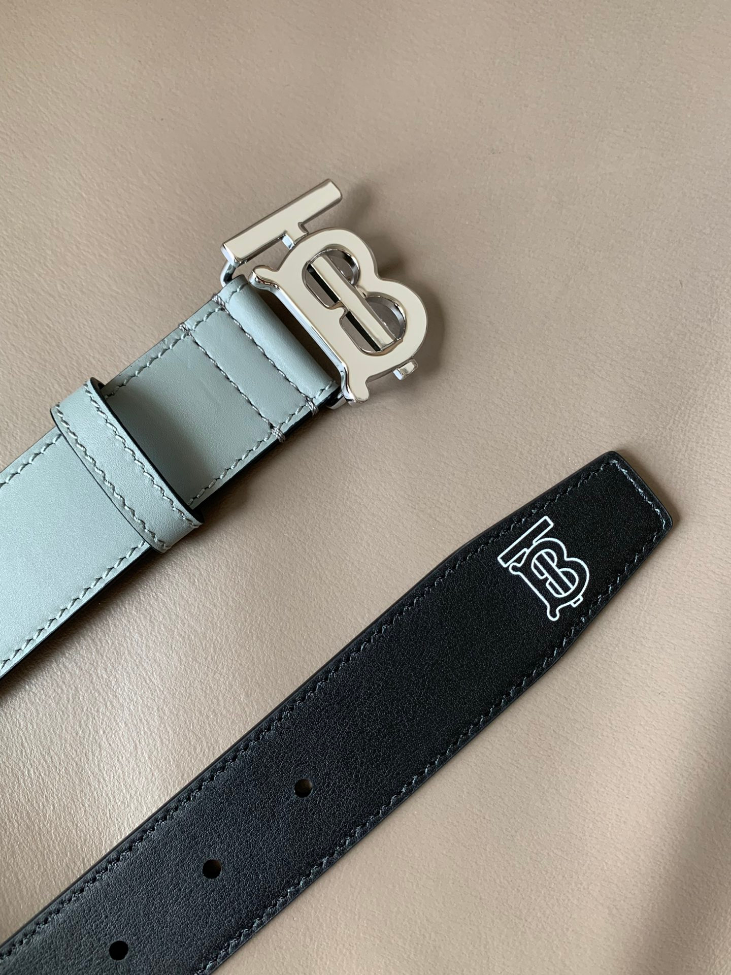 Burberry Belt – Montanamode