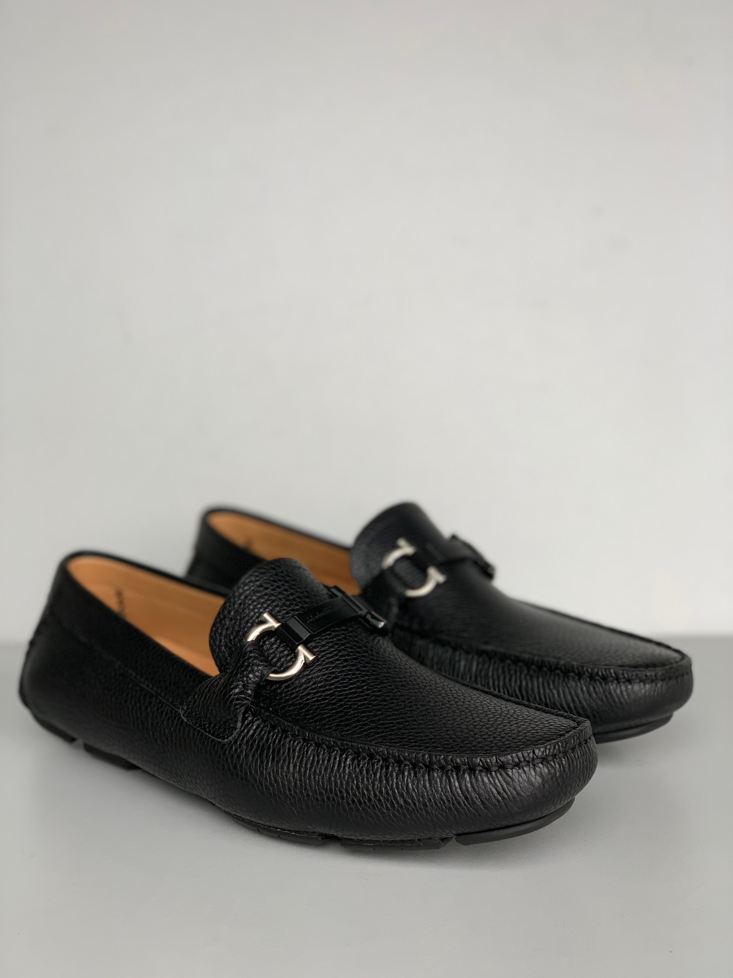 Ferragamo Sneakers – Montanamode