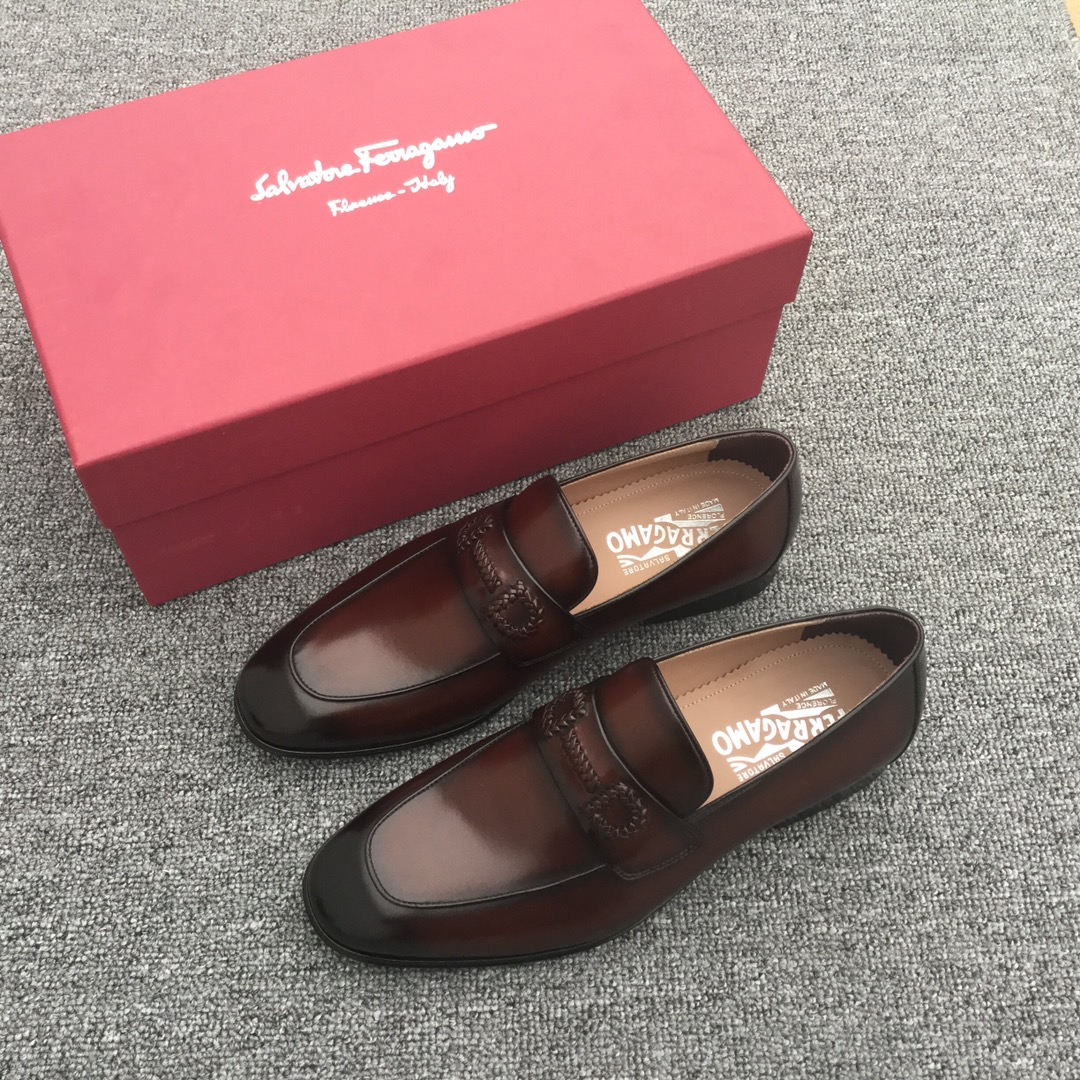 Ferragamo Sneakers – Montanamode