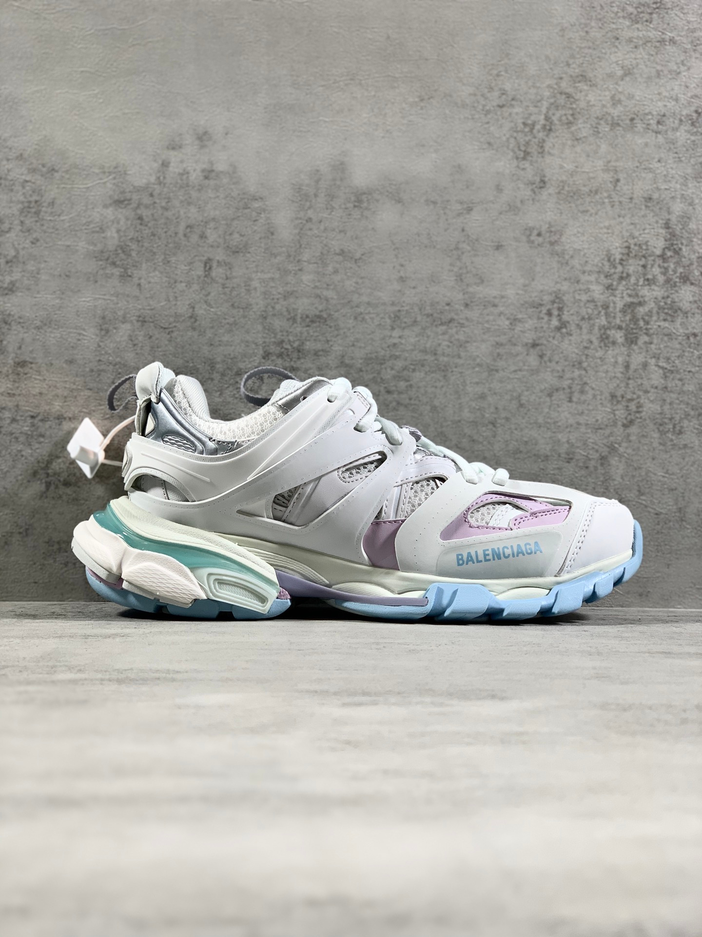 Balenciaga Sneakers – Montanamode