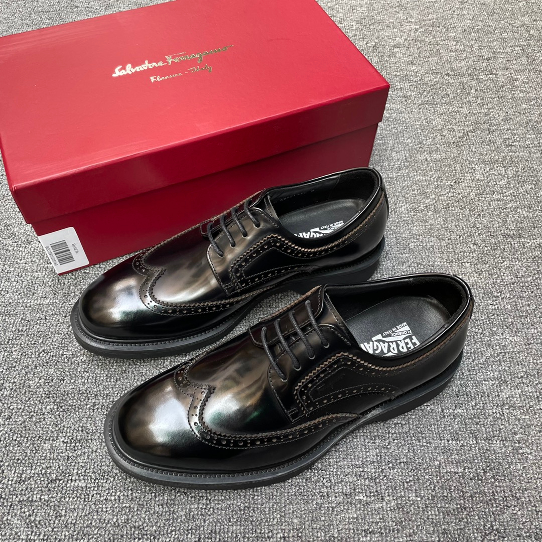 Ferragamo Sneakers – Montanamode