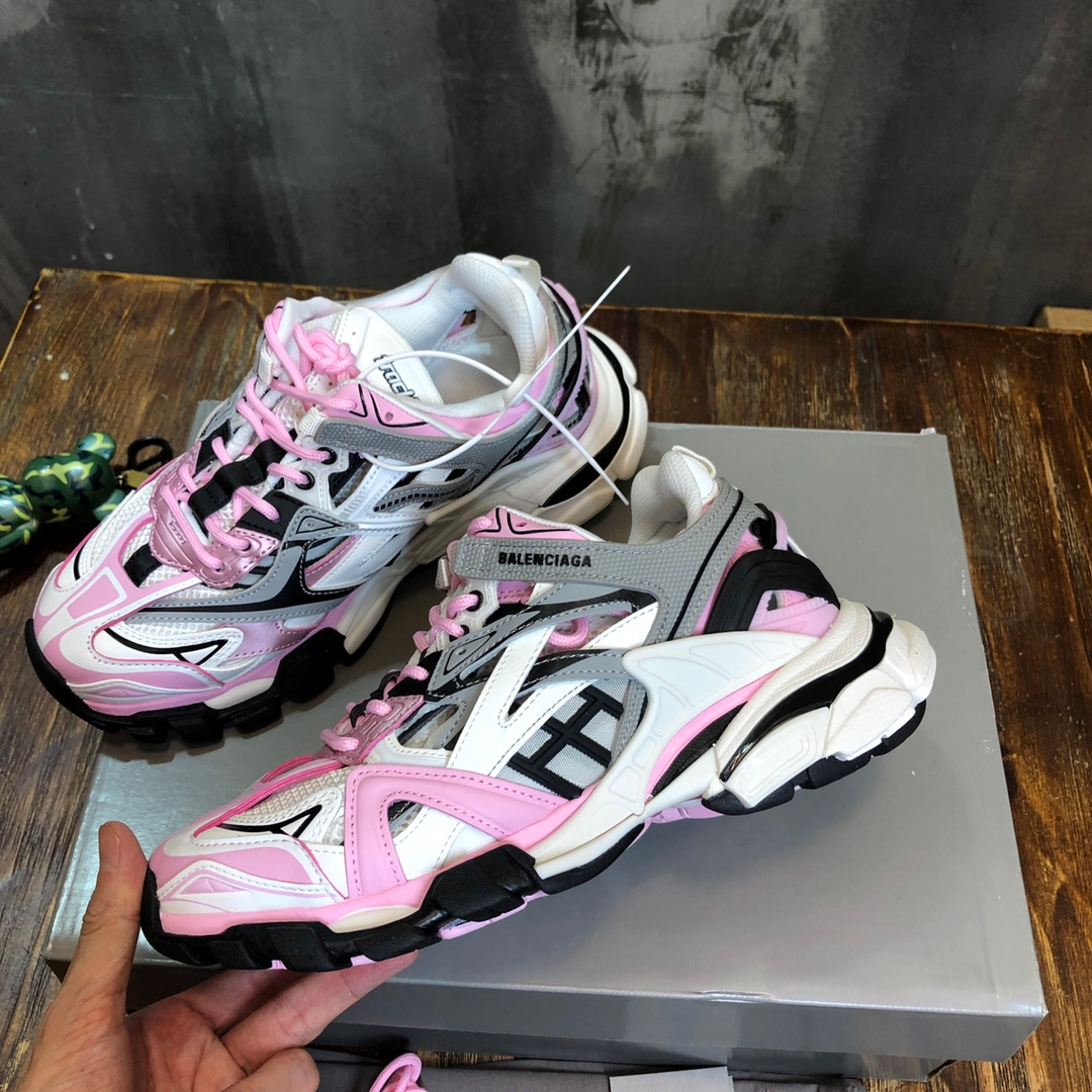 Balenciaga Sneakers – Montanamode