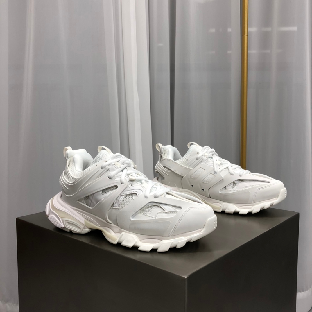 Balenciaga Sneakers – Montanamode