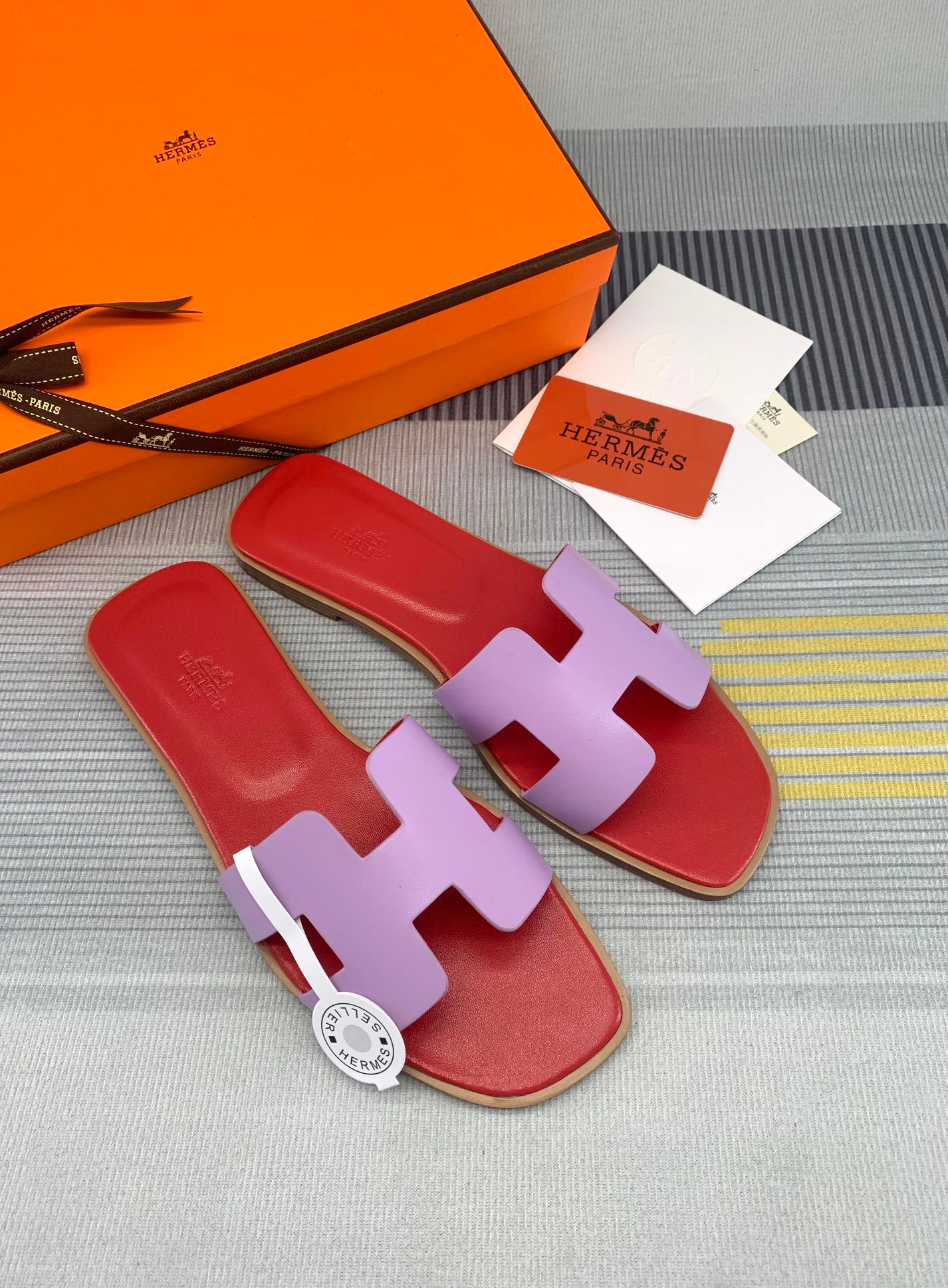 Hermes Sandels – Montanamode