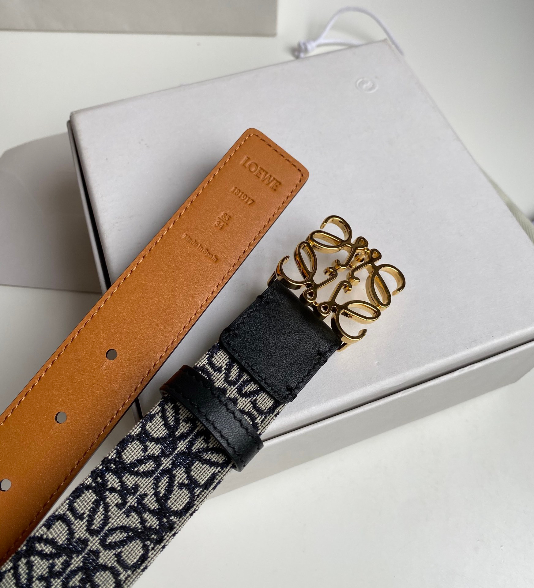 Loewe Belt – Montanamode