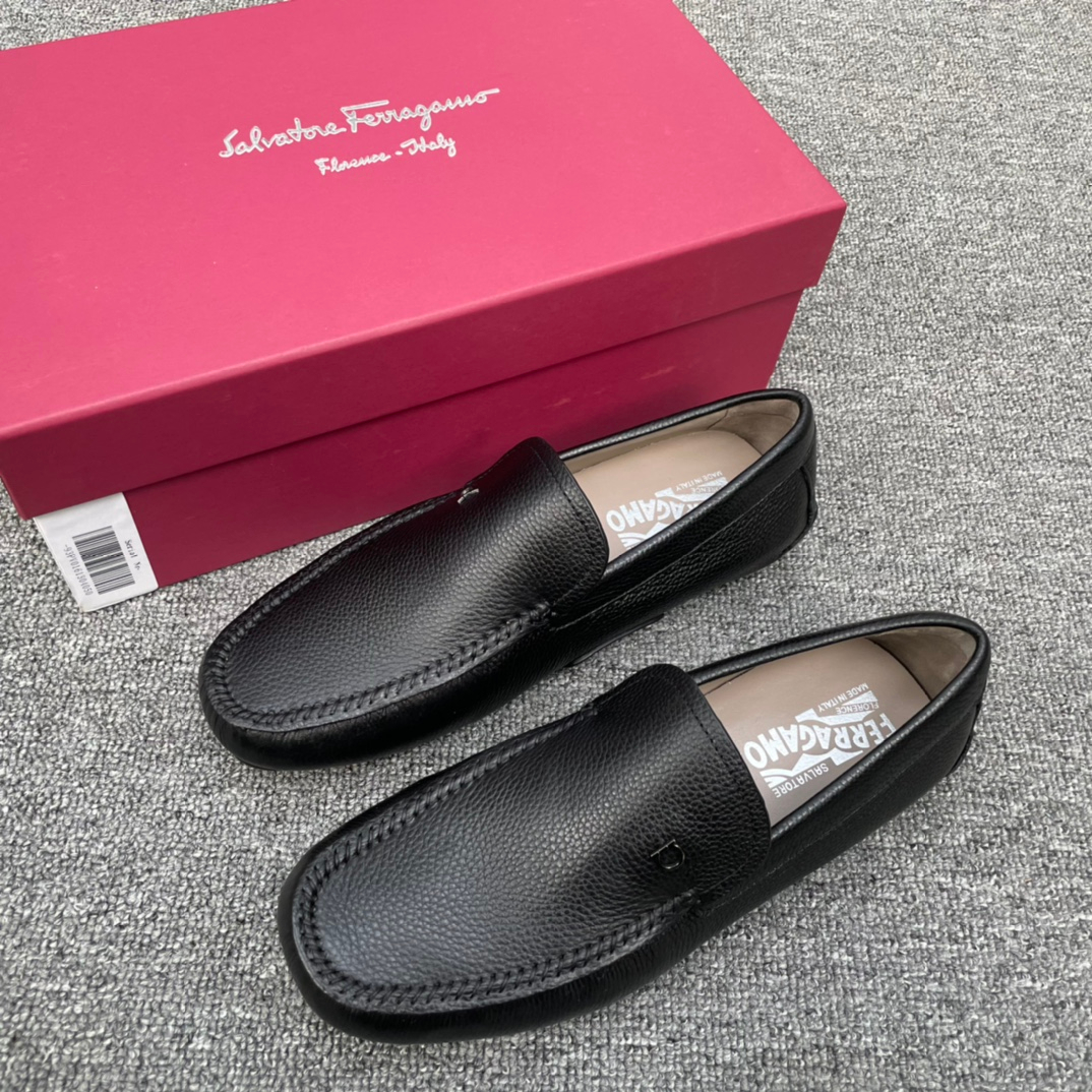 Ferragamo Sneakers – Montanamode