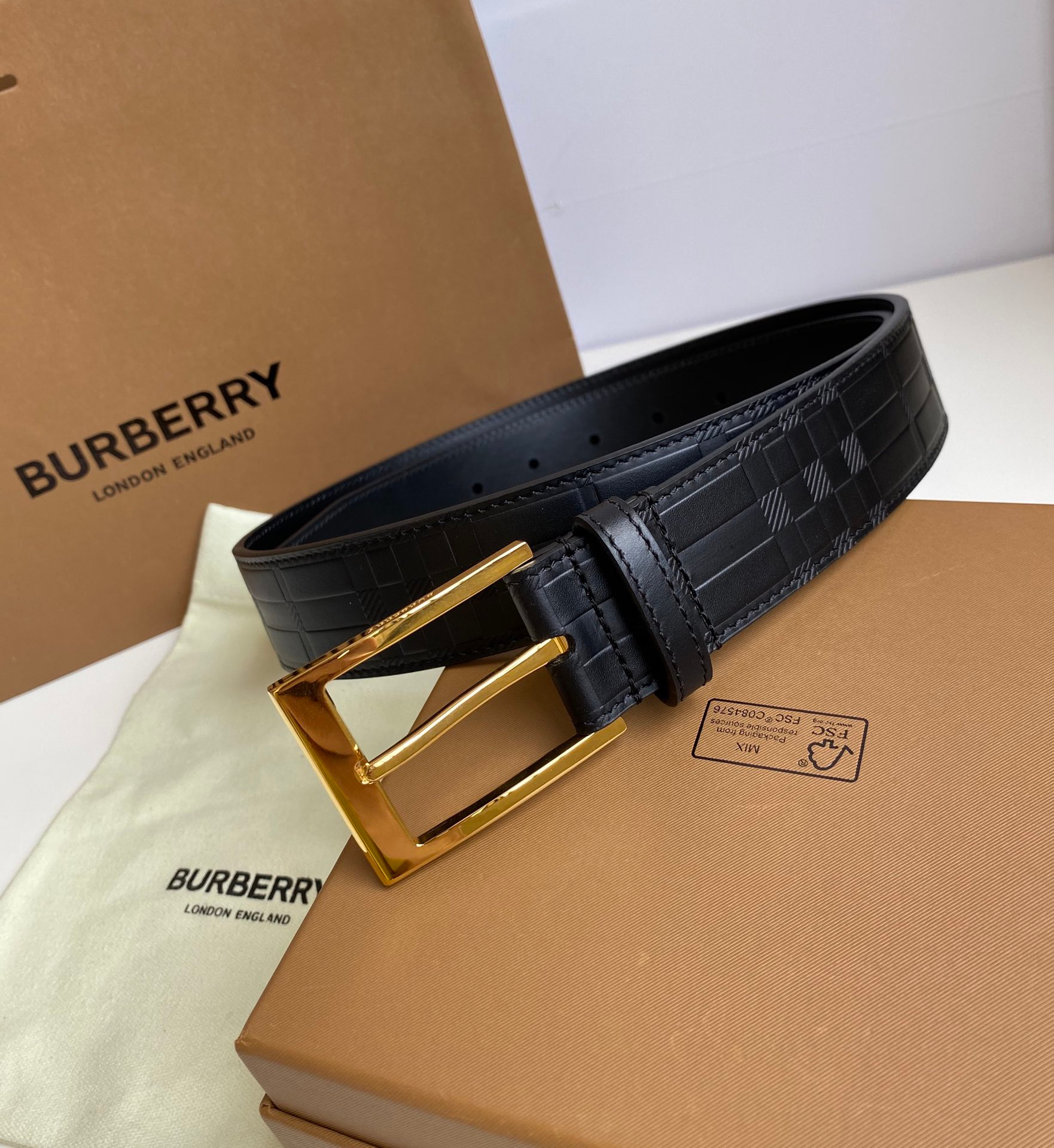 Burberry Belt – Montanamode
