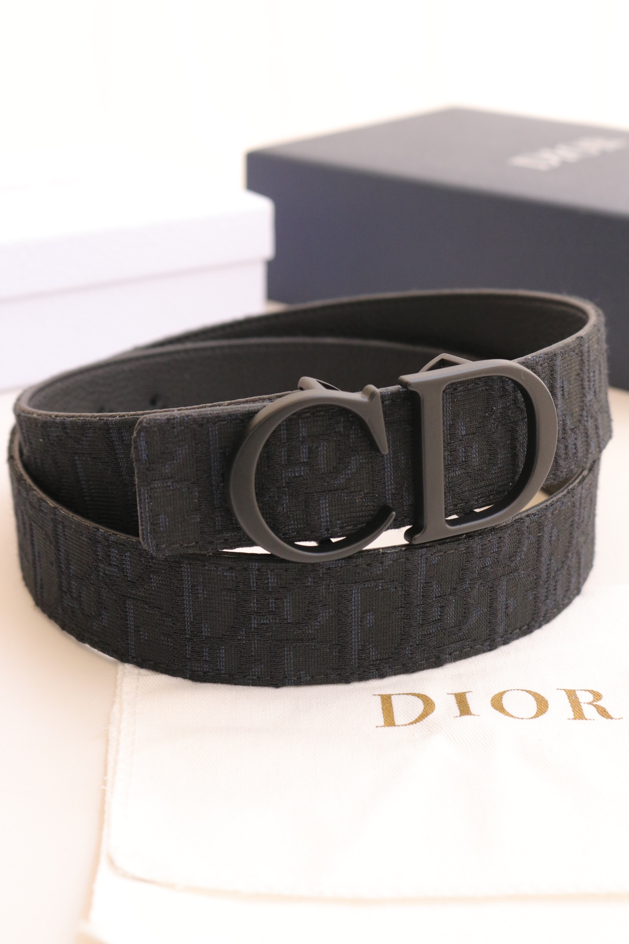 Dior Belt – Montanamode