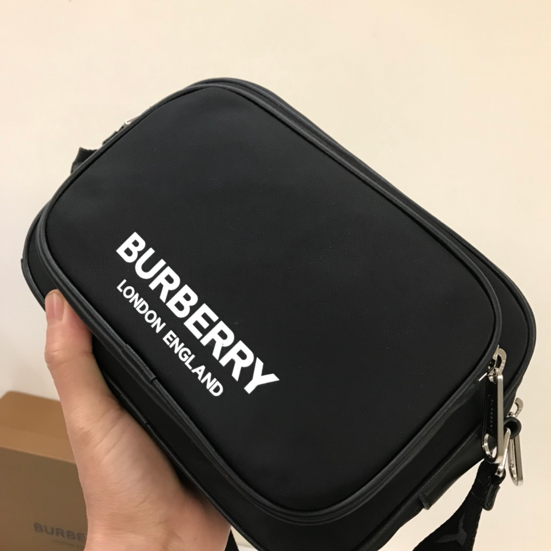 Burberry Bag – Montanamode