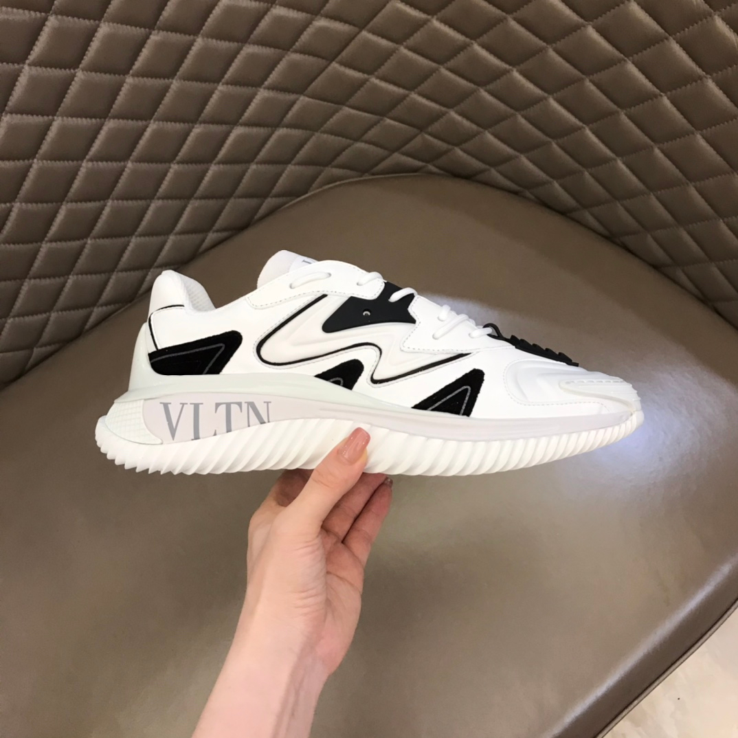 Valentino Sneakers – Montanamode