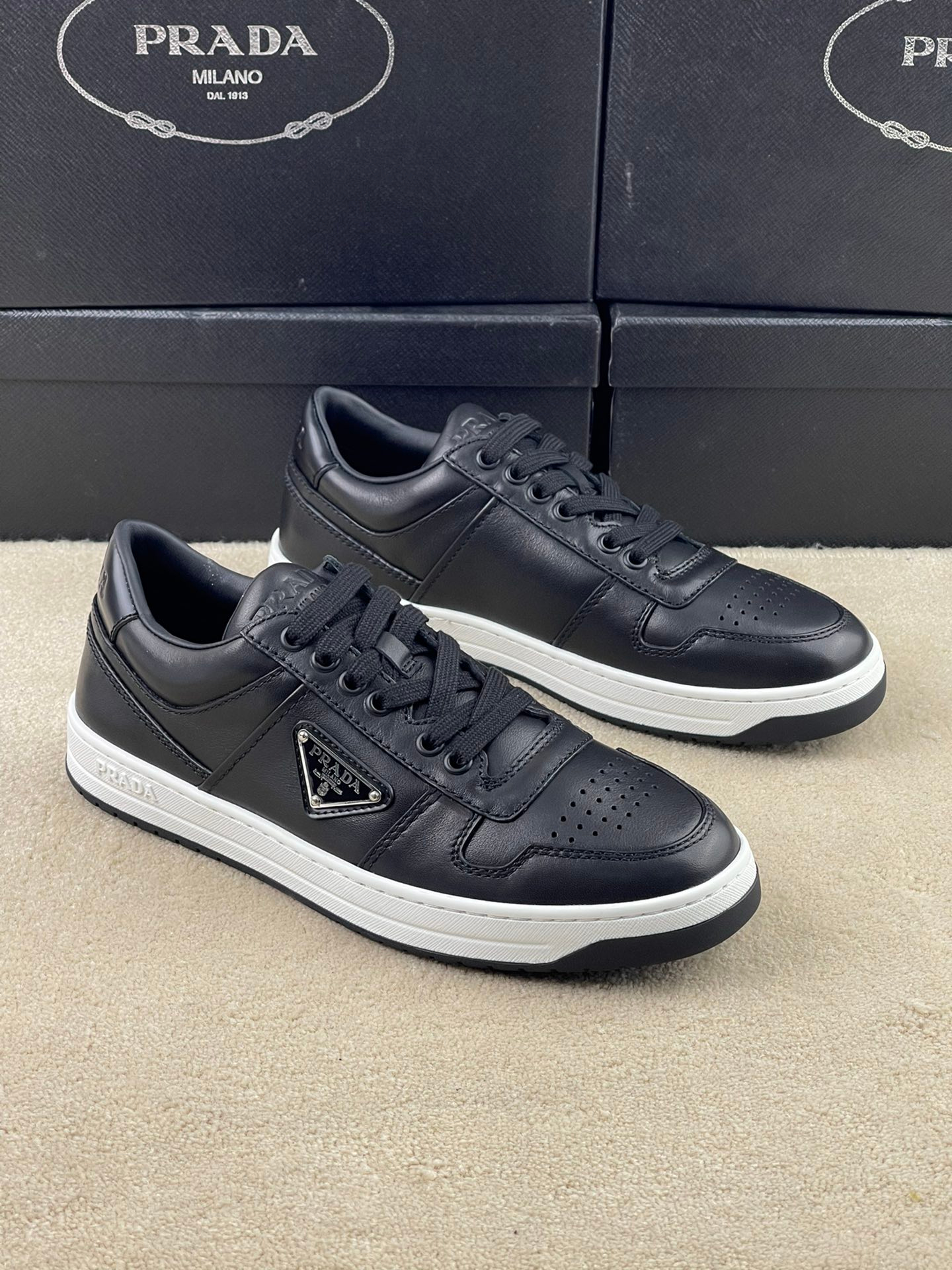 Prada Sneakers – Montanamode