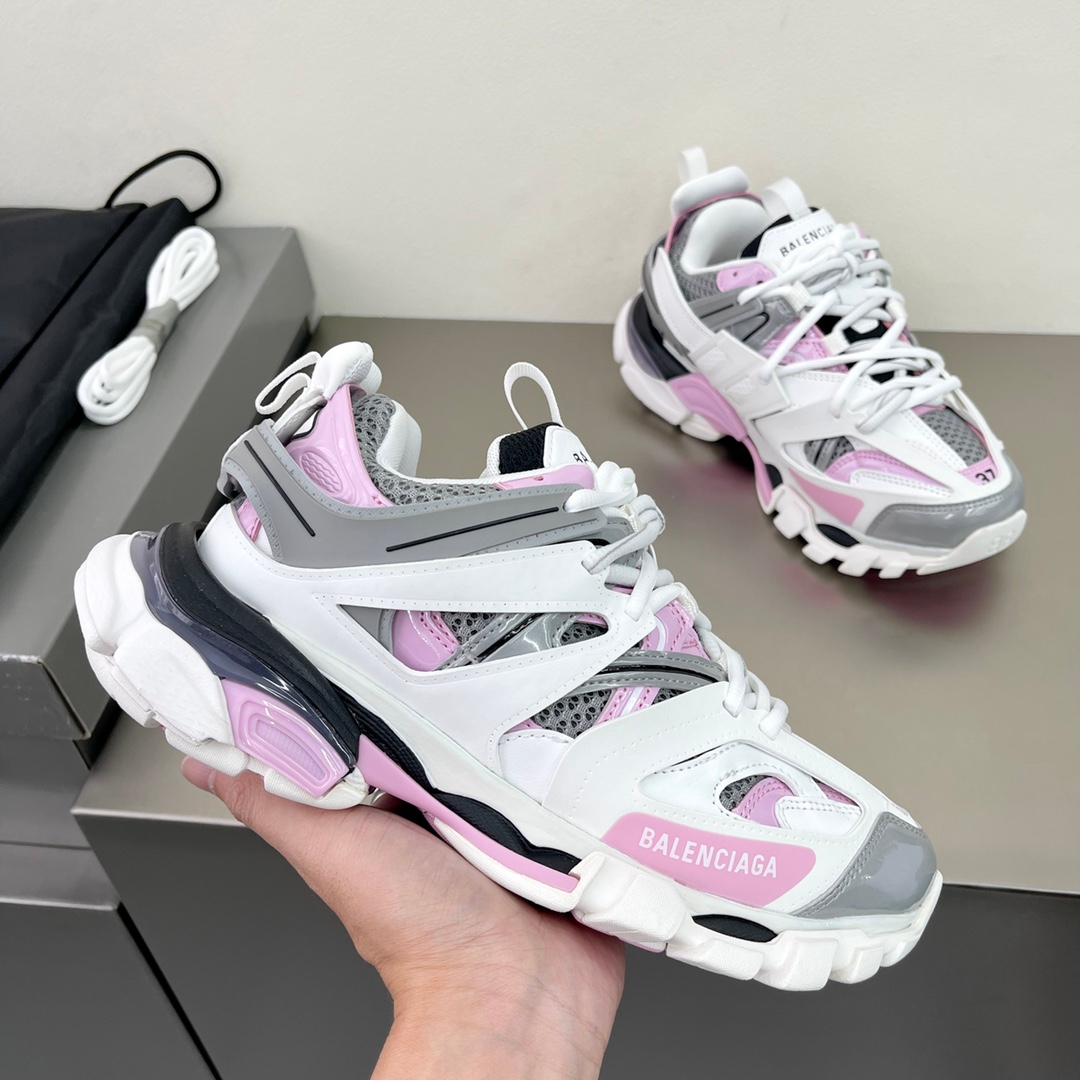 Balenciaga Sneakers – Montanamode