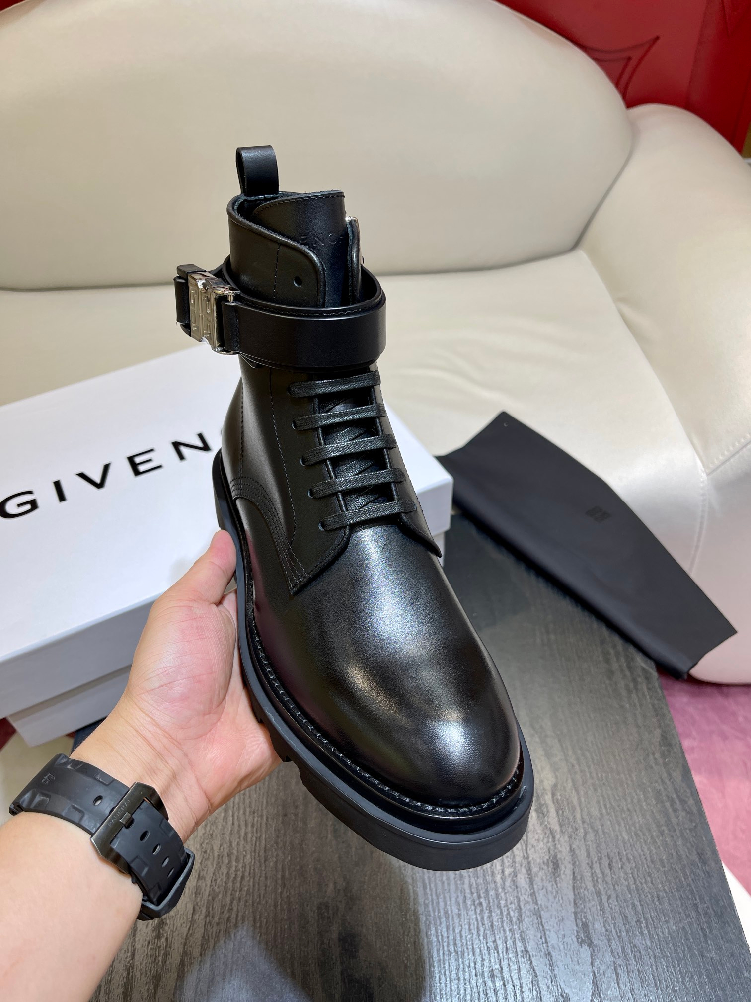 Givenchy Sneakers – Montanamode