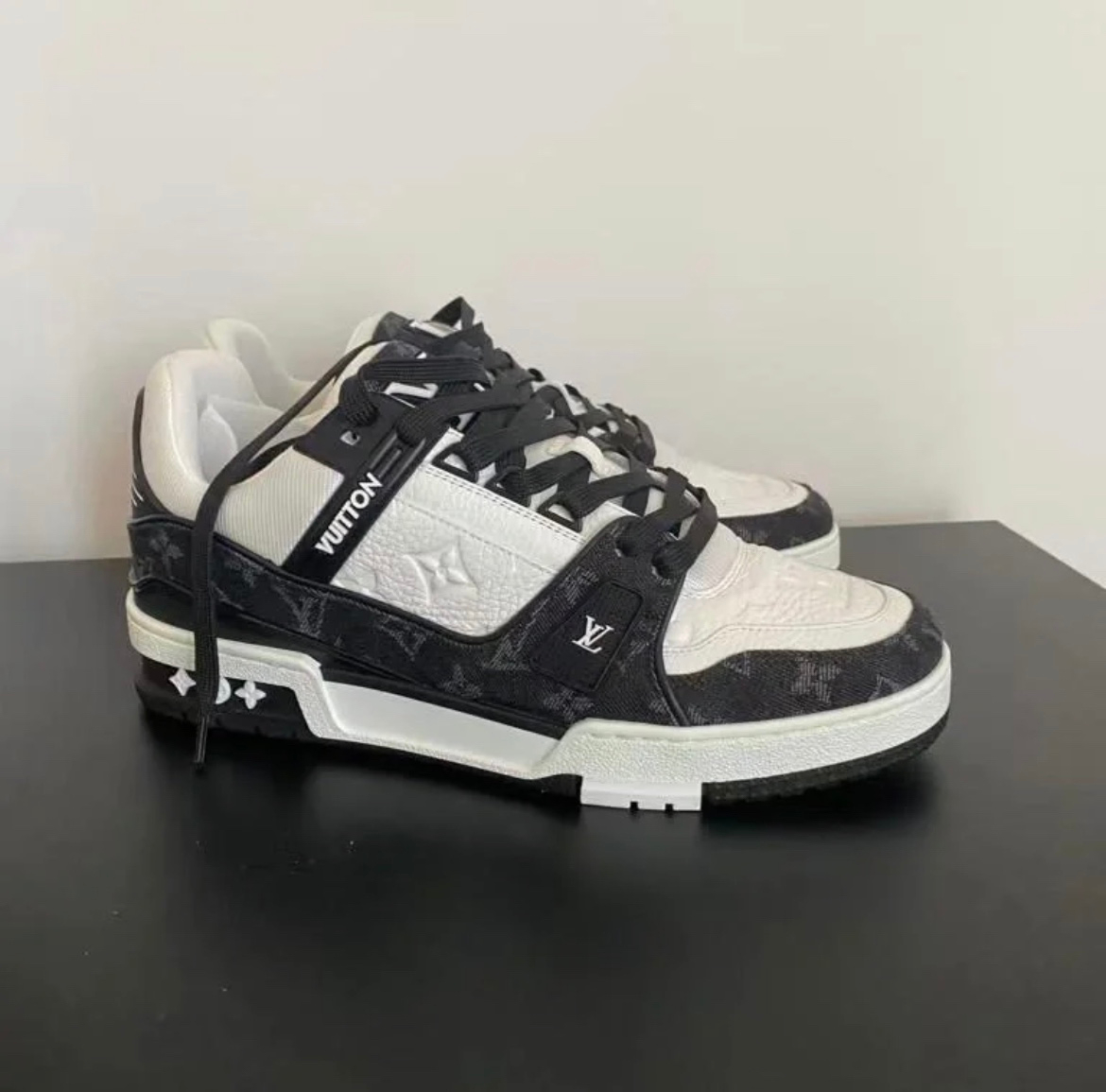 Louis Vuitton Sneakers – Montanamode