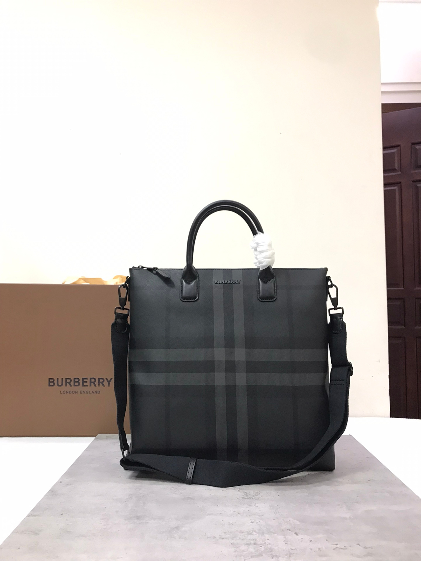 Burberry Bag – Montanamode