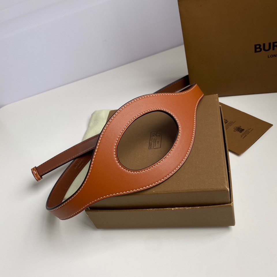 Burberry Belt – Montanamode