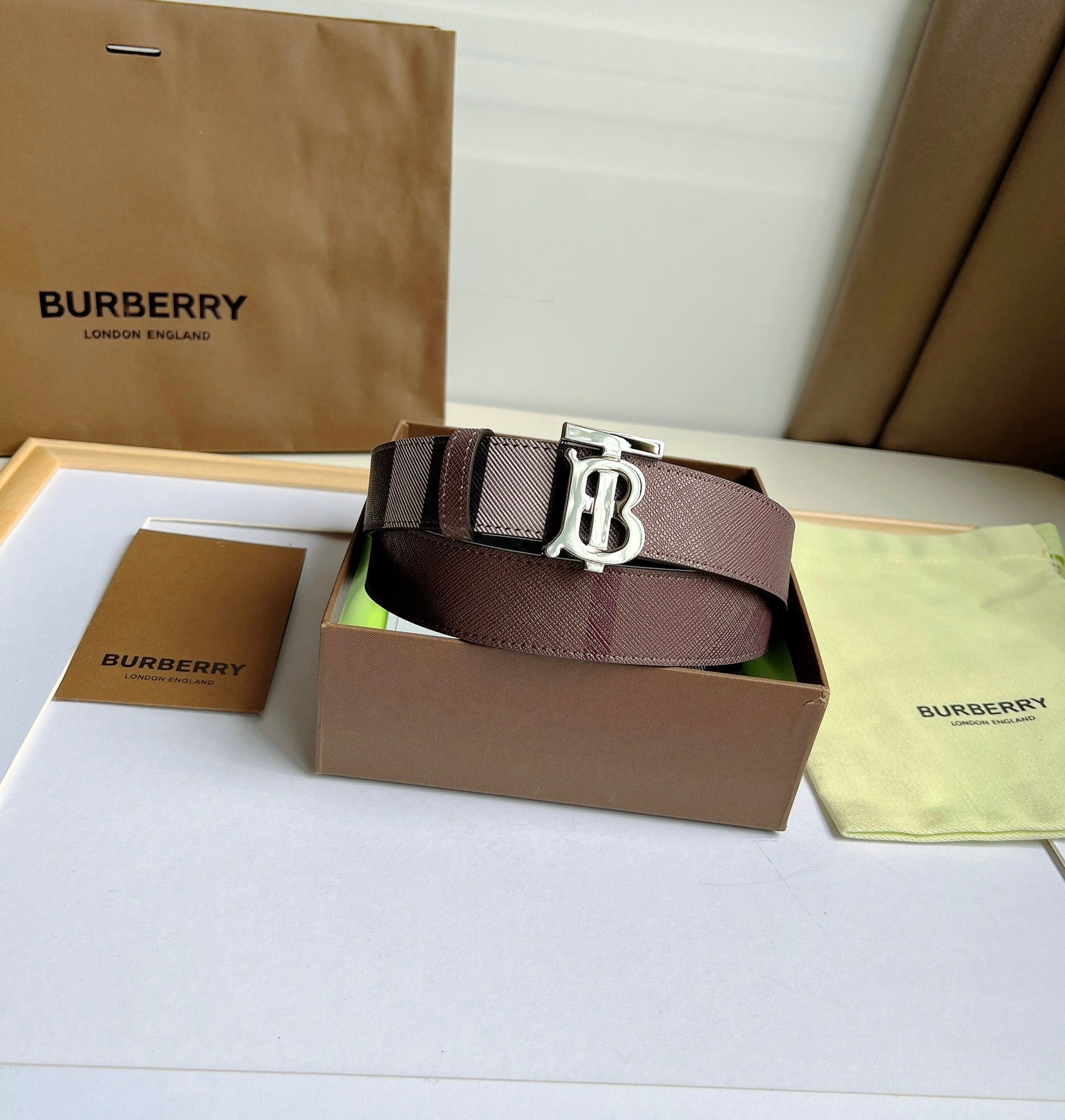 Burberry Belt – Montanamode