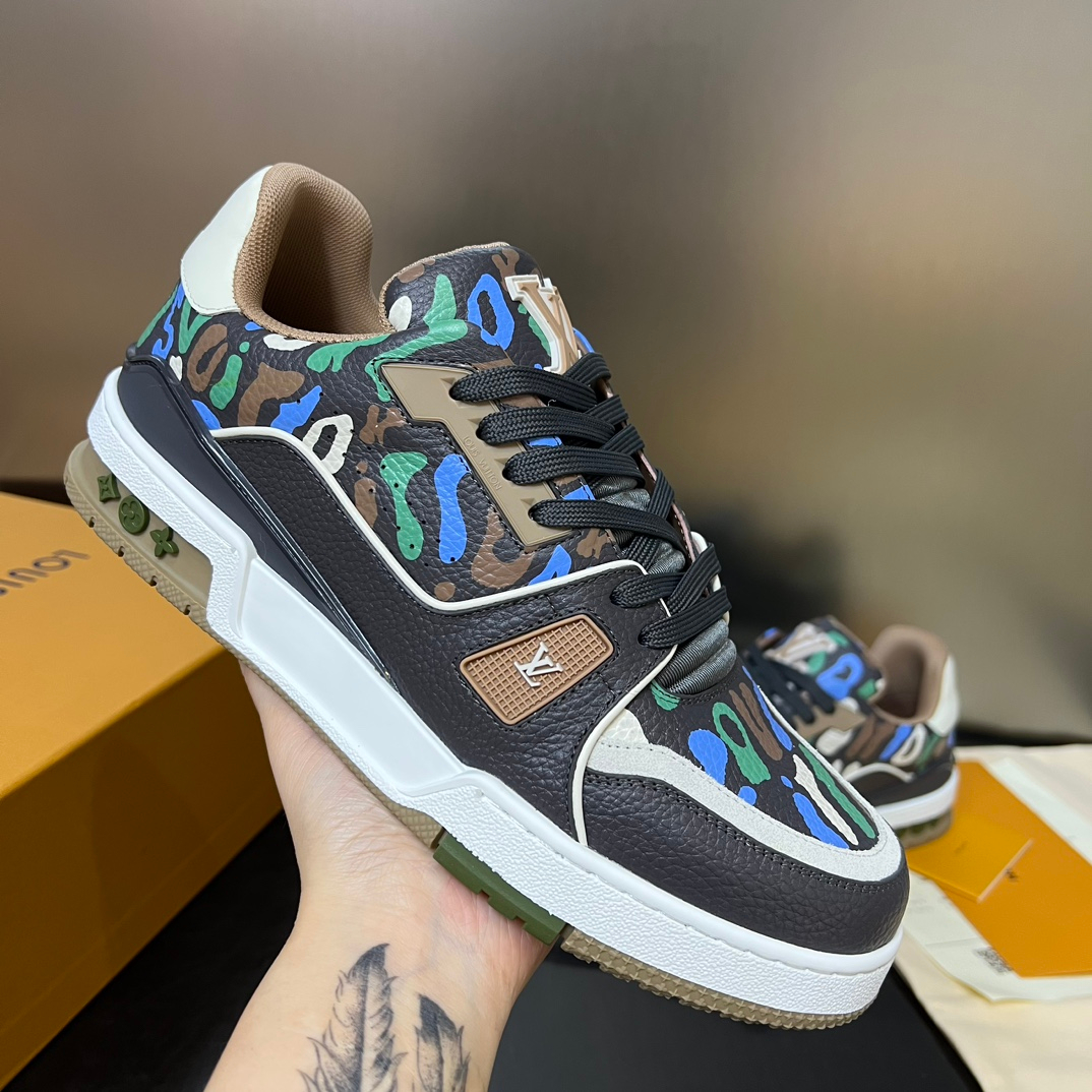 Louis Vuitton Sneakers – Montanamode
