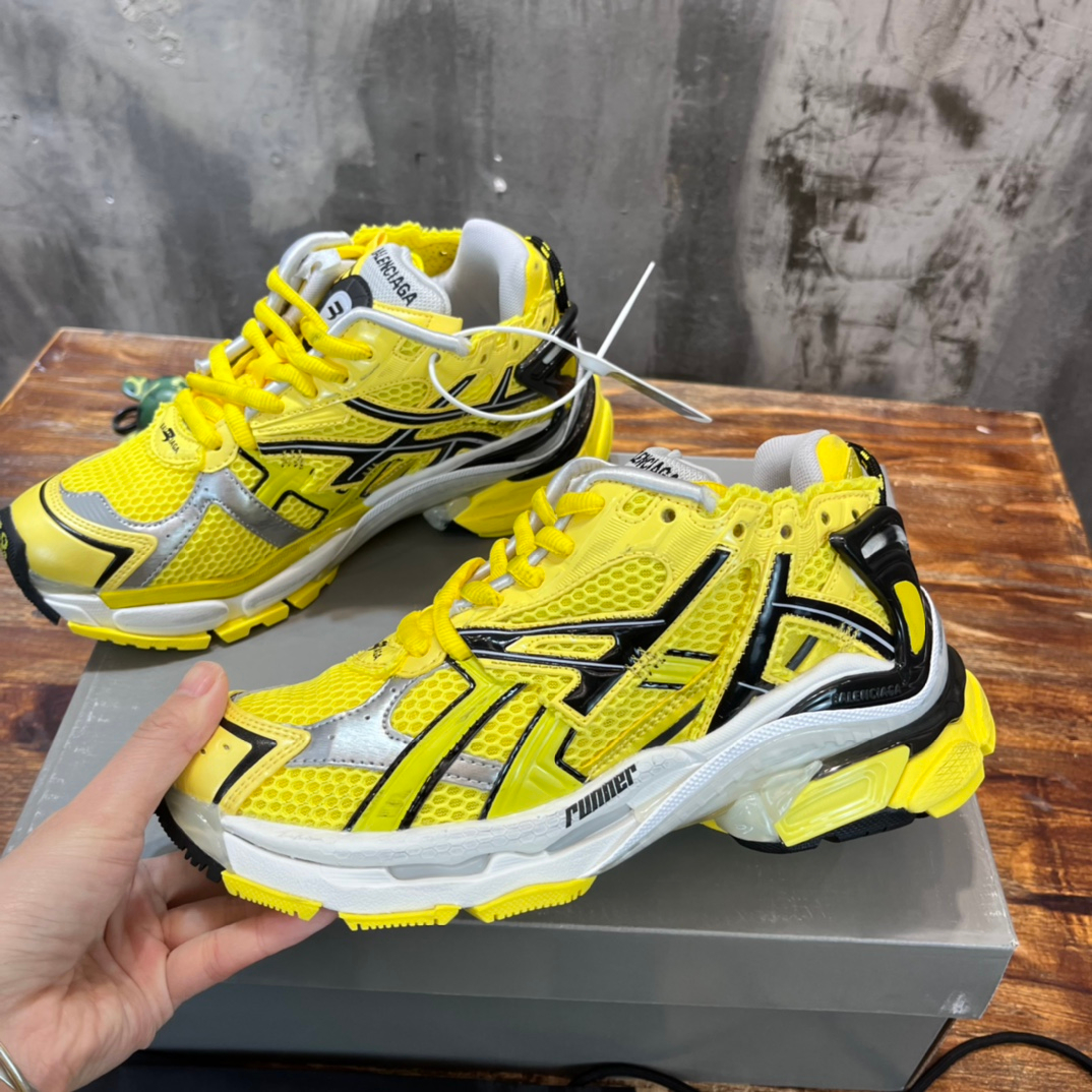 Balenciaga Sneakers – Montanamode