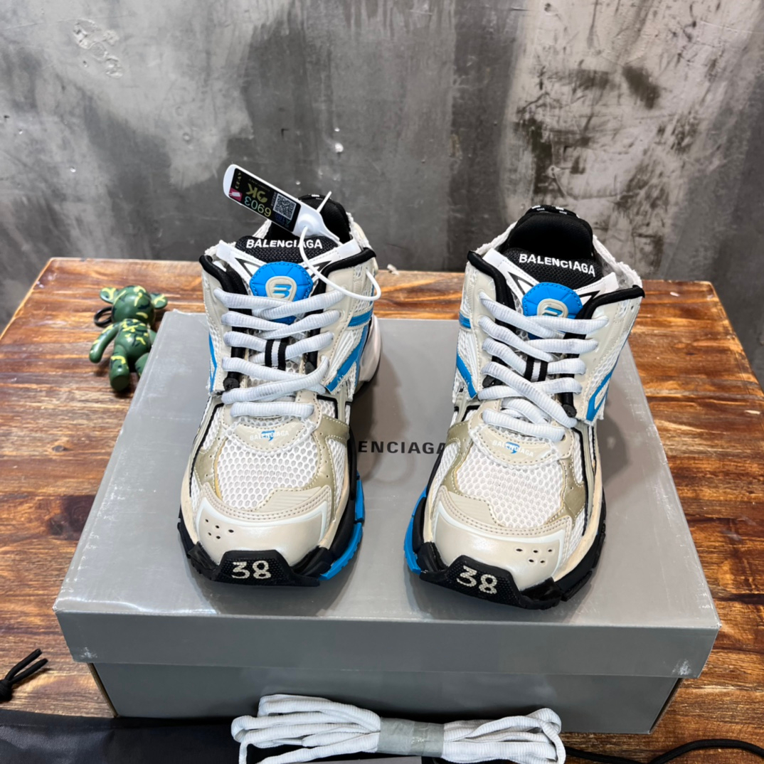 Balenciaga Sneakers – Montanamode