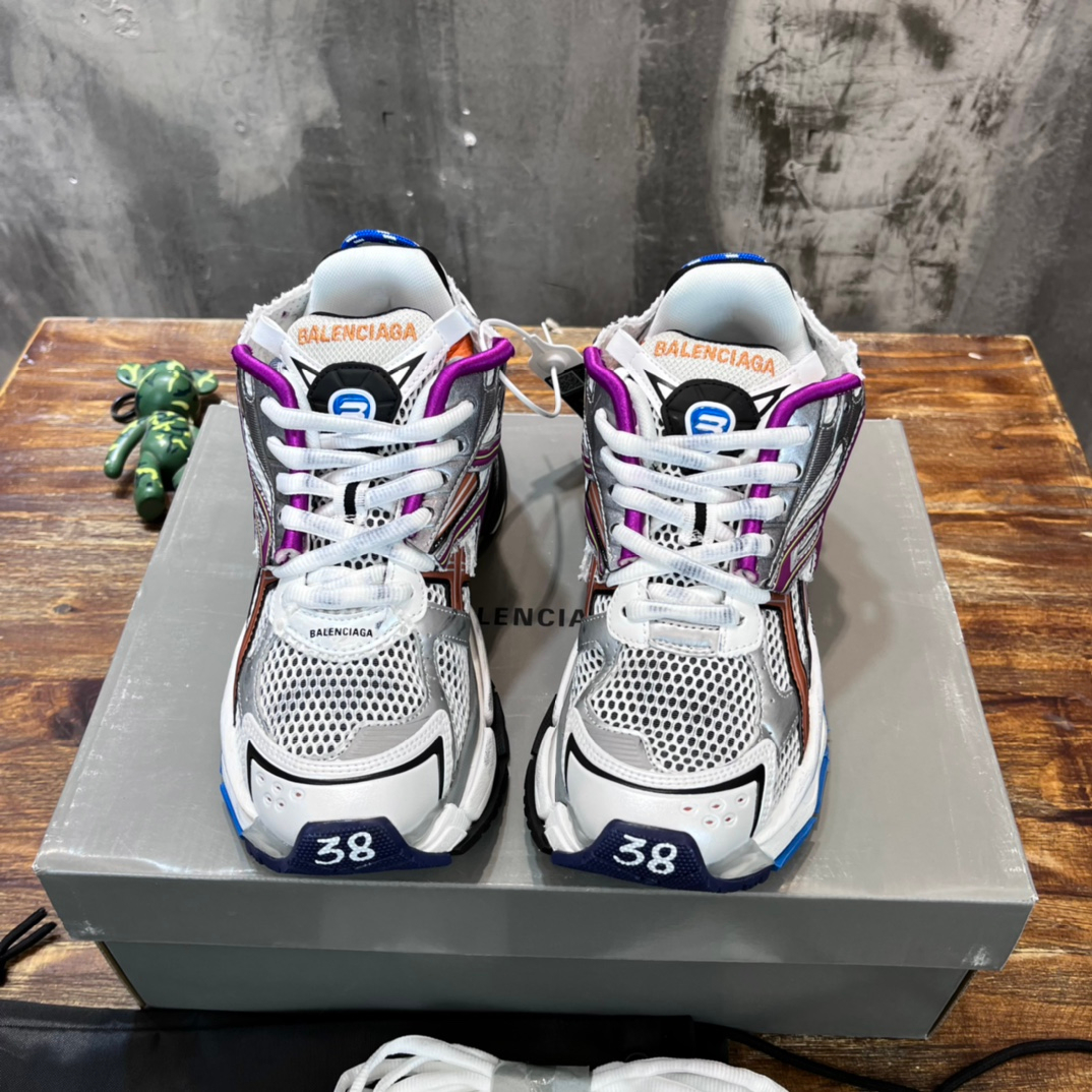 Balenciaga Sneakers – Montanamode