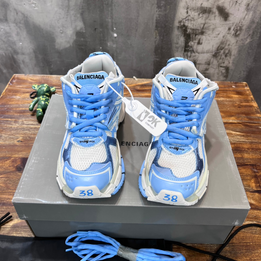 Balenciaga Sneakers – Montanamode