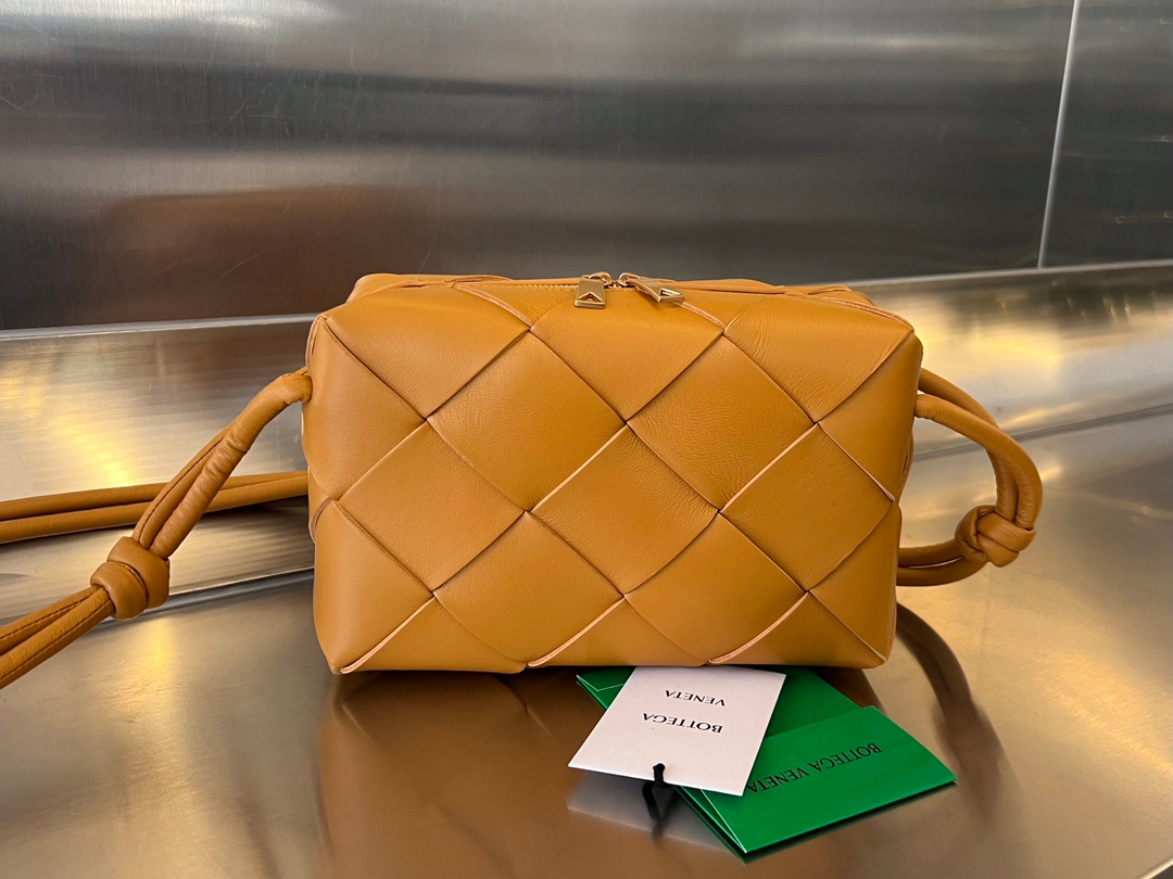 Bottega Veneta Bag – Montanamode