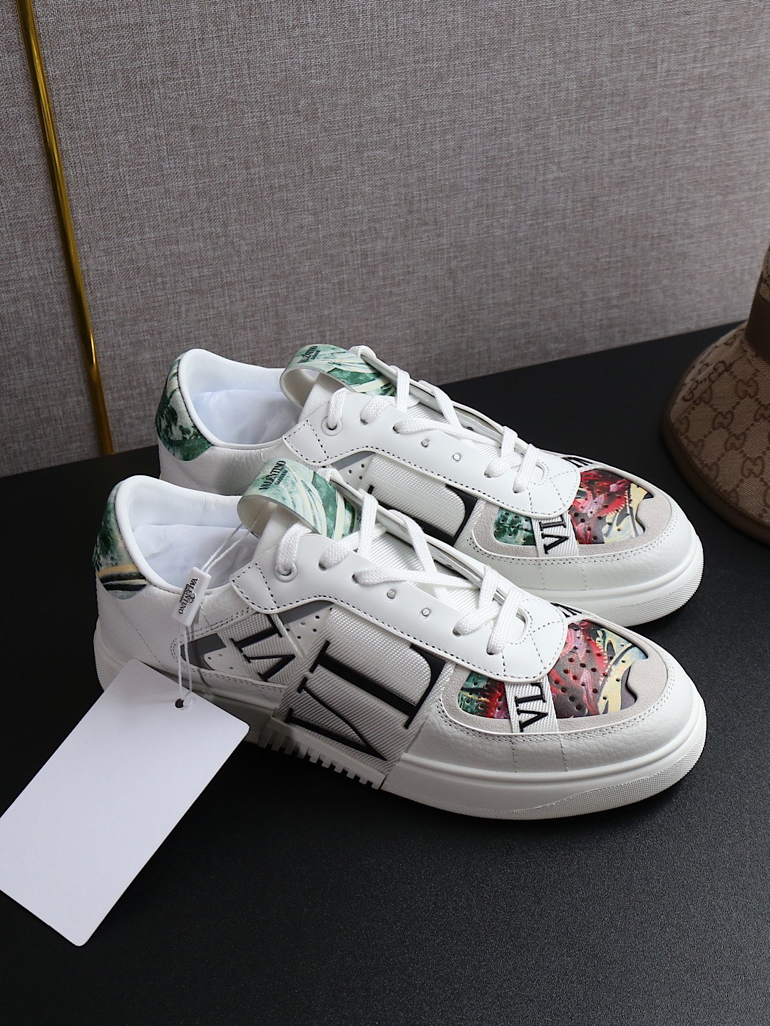 Valentino Sneakers – Montanamode