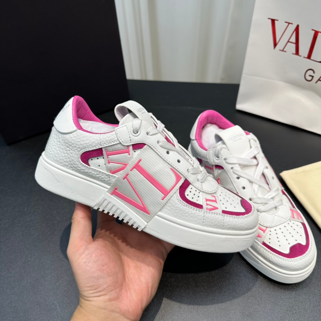Valentino Sneakers – Montanamode
