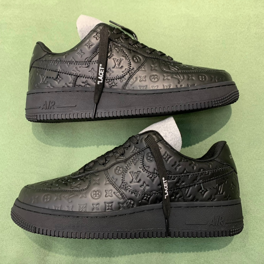 Louis Vuitton Sneakers – Montanamode