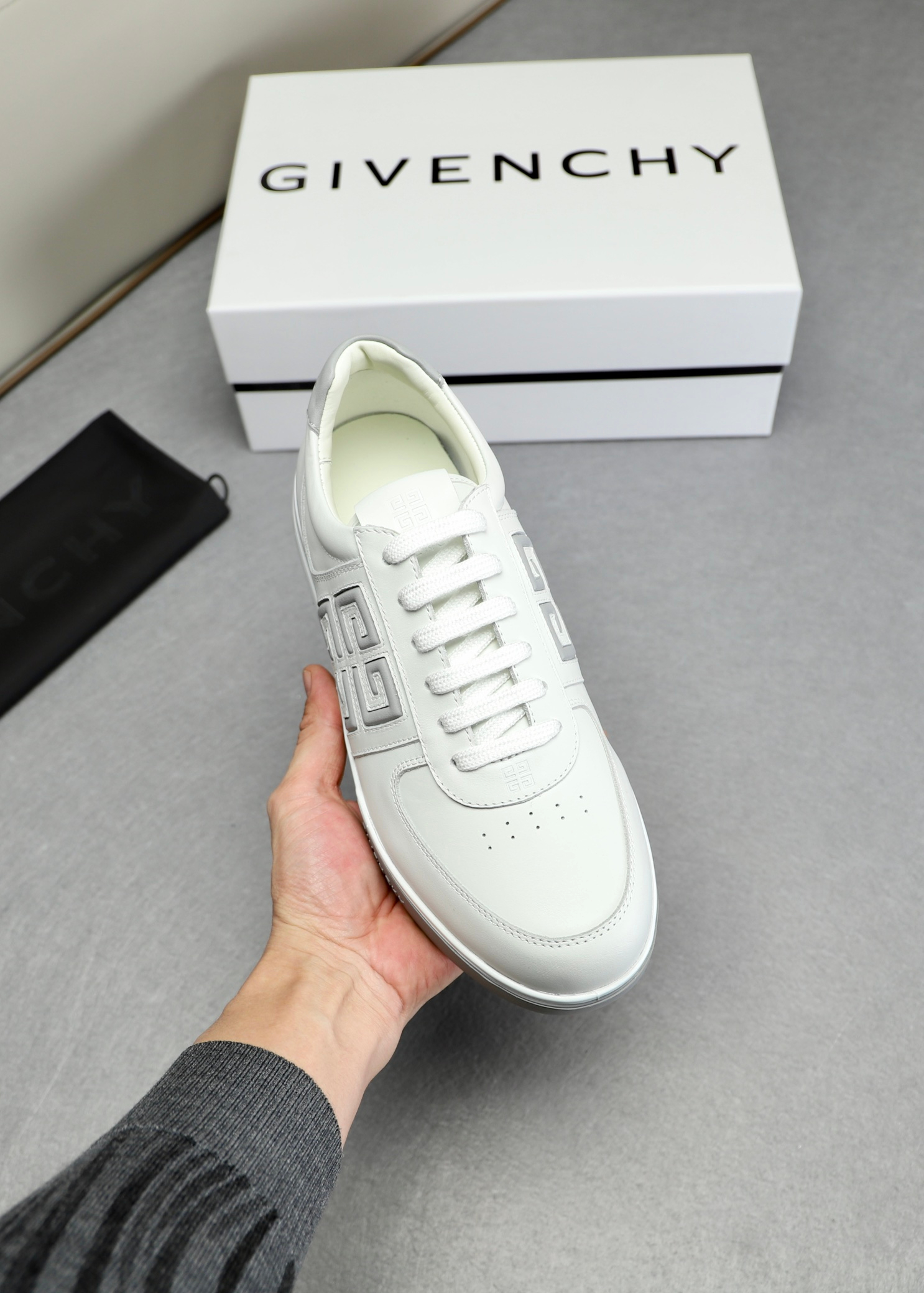 Givenchy Sneakers – Montanamode