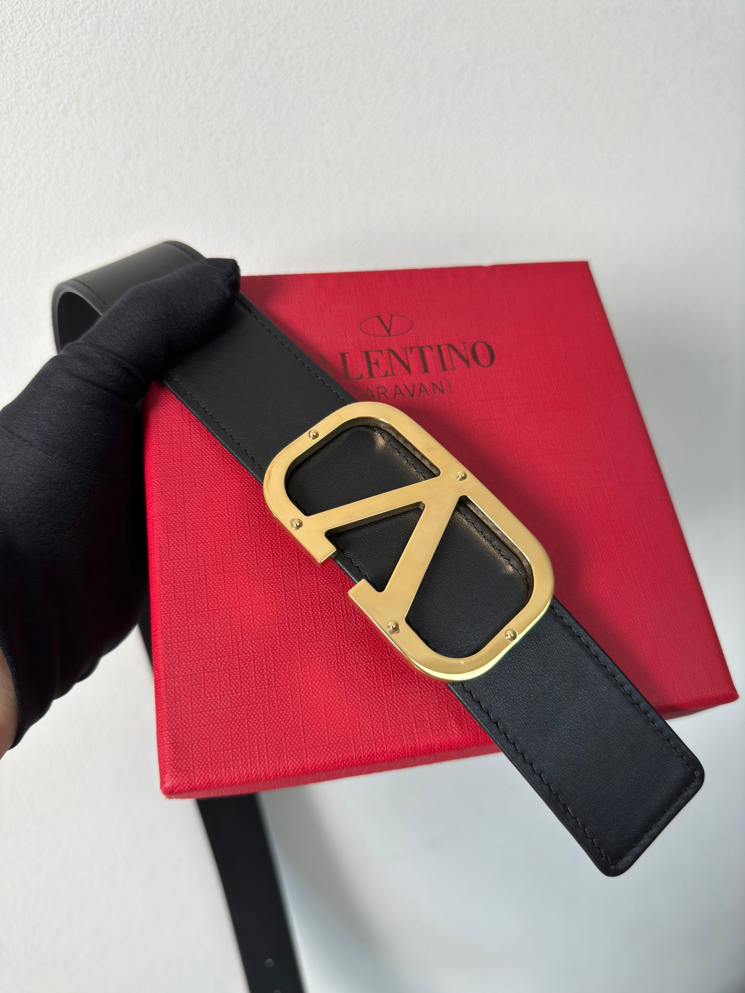 Valentino Belt – Montanamode