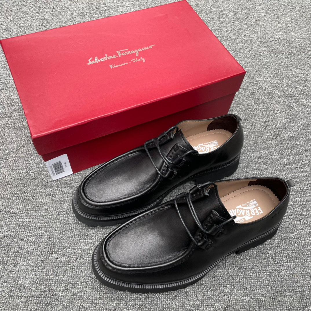 Ferragamo Sneakers – Montanamode