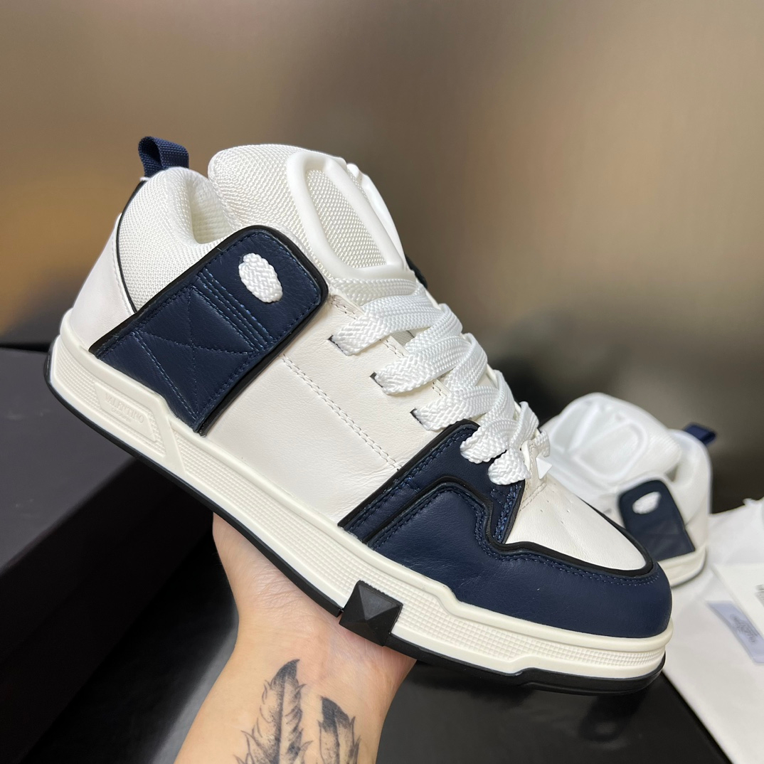 Valentino Sneakers – Montanamode
