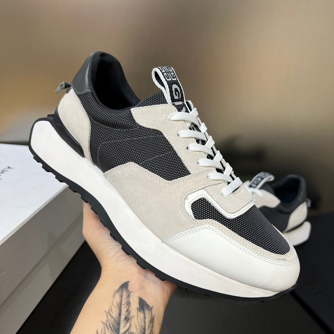 Givenchy Sneakers – Montanamode