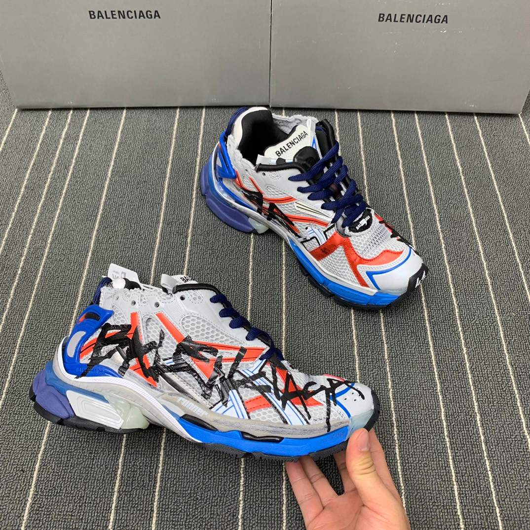 Balenciaga Sneakers – Montanamode