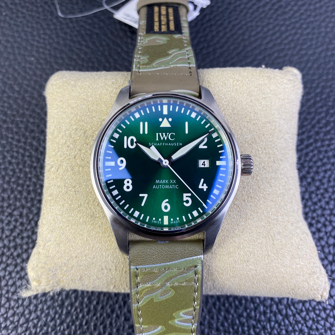 IWC Watch – Montanamode