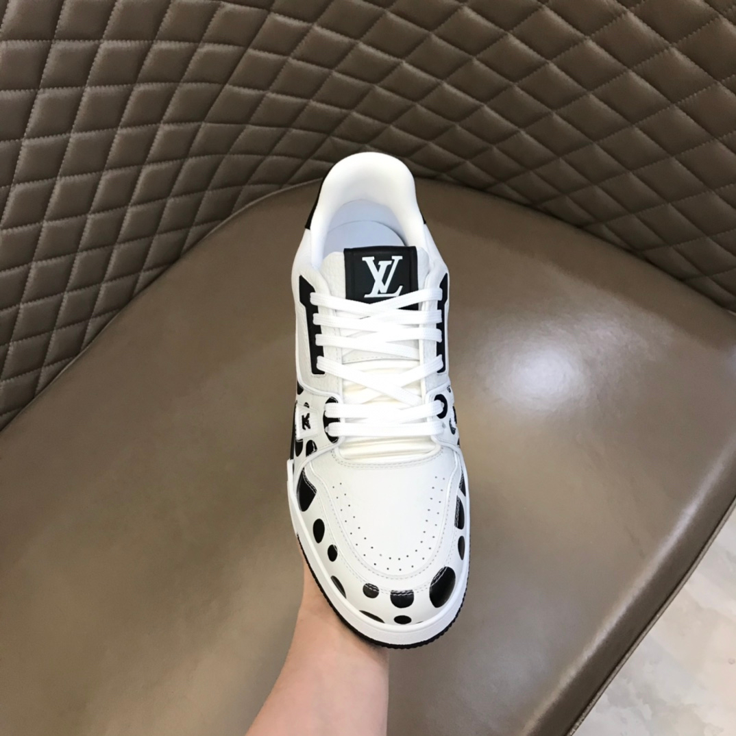Louis Vuitton Sneakers – Montanamode