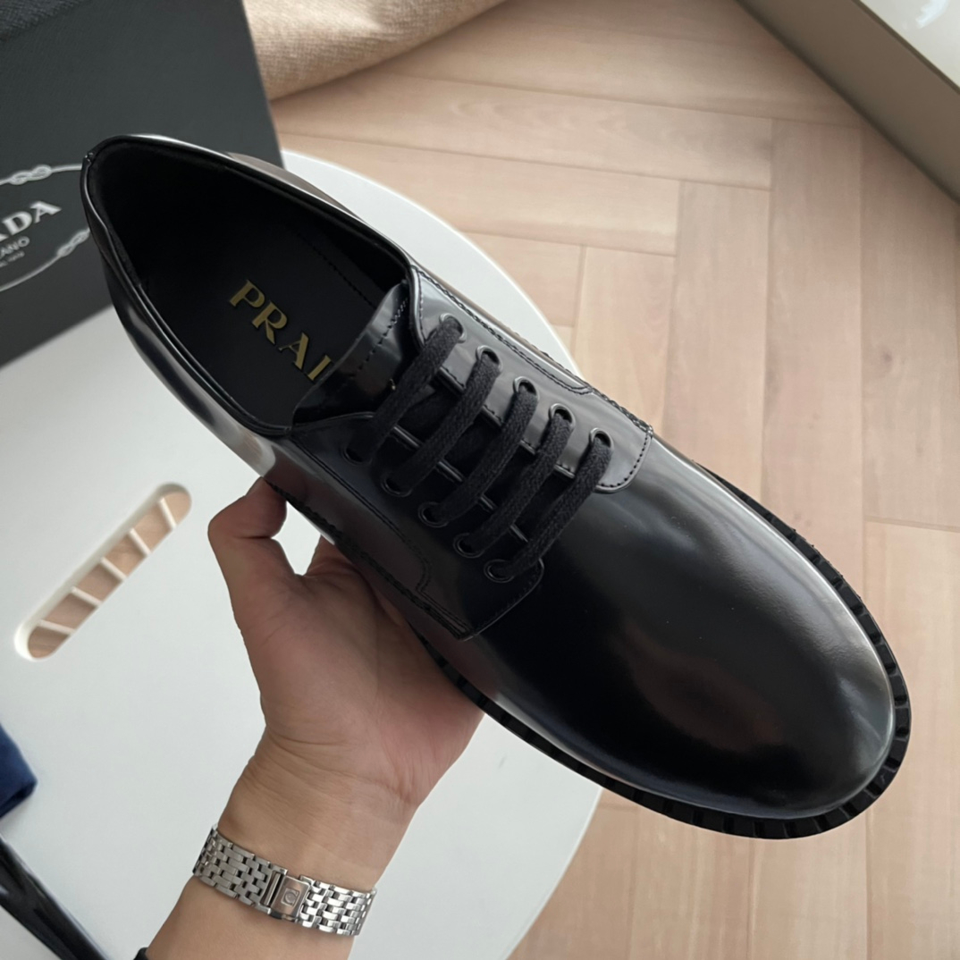 Prada Sneakers – Montanamode