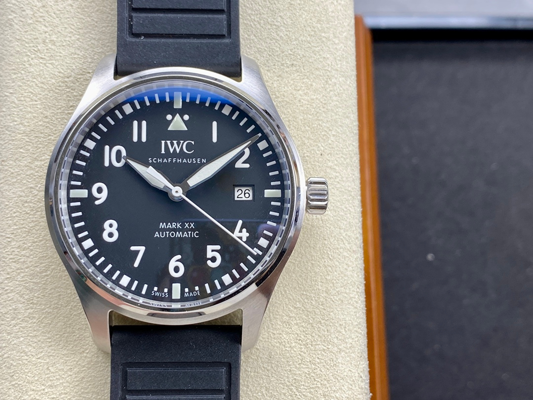 IWC Watch – Montanamode