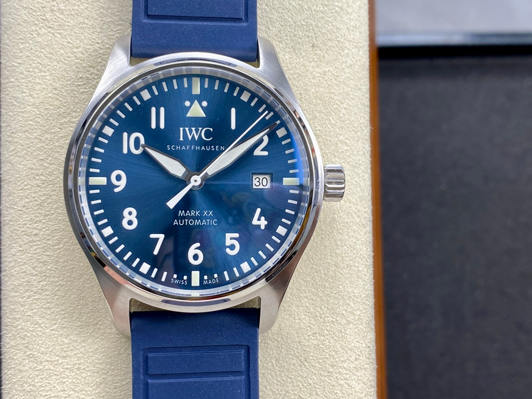 IWC Watch – Montanamode